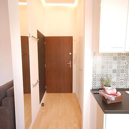 Nowy Apartament Wilcza Warschau Buitenkant foto