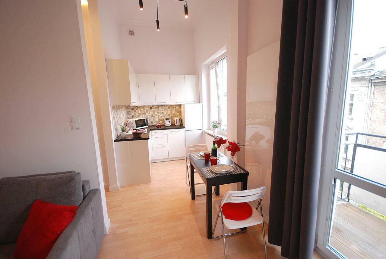 Nowy Apartament Wilcza Warschau Buitenkant foto