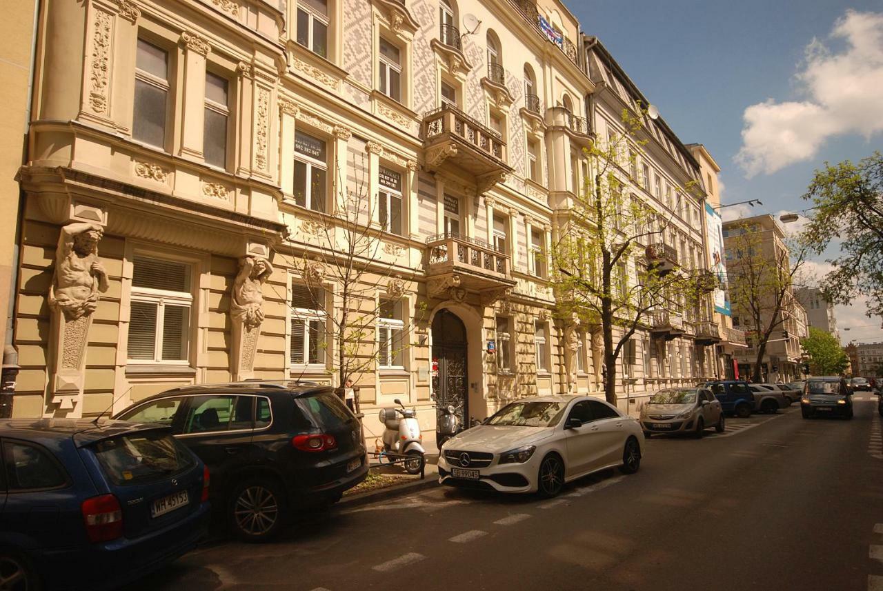 Nowy Apartament Wilcza Warschau Buitenkant foto